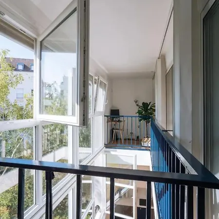 Stunning 3bd Duplex Apart In Les Buttes Chaumont 아파트 *