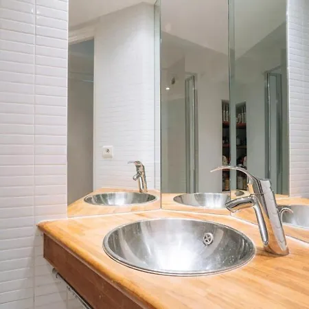 아파트 Stunning 3bd Duplex Apart In Les Buttes Chaumont