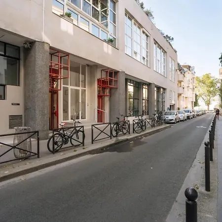 Stunning 3bd Duplex Apart In Les Buttes Chaumont *